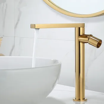 Håndvask Armatur Guld Enkelt håndtag Badeværelse Hane Basin blandingsbatteri med Varmt og Koldt Vand Messing Vandhane Vask Vand Kran Nye Ankomst