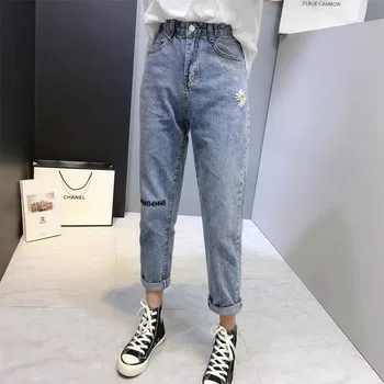 Broderet Blomst Breve vintage denim bukser kvinder slidte jeans for kvinder, mødre kæreste nødlidende jeans ankel længde C522