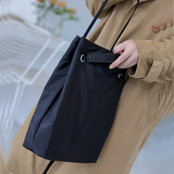 Modebranchen kvinder med stor kapacitet vandtæt nylon skuldertaske dame stil afslappet håndtaske