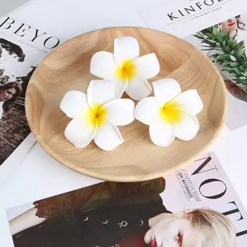 100pcs Frangipani Hawaii Blomst Hoved Skum Indretning til Bryllup Håndværk Stil Blomster Hawaii ennes (5cm)