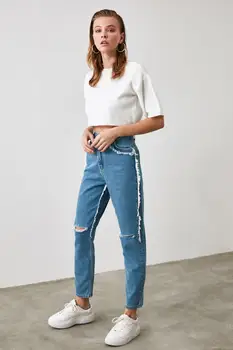 Trendyol Yırtıklı Kvast Detalje Høj Bel Mødre Jeans TWOAW21JE0174