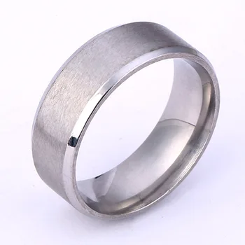 Ringe Europa og Usa titanium stål smykker enkel bred mat børstet senior gaveæske juleaften ring