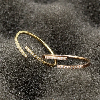 Nyt Design 1 mm Brede Åbninger Indlagt Med 16 Zircon Ring For Kvinder Top Kvalitet Titanium Stål Kærlighed Mærke Smykker Vielsesring