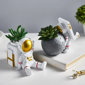 Astronaut Harpiks Vase Hjem Tilbehør til Udsmykning Moderne blomstervaser Undersøgelse Skrivebord Køkkenbordet Vase Multi-purpose Lille potteplante