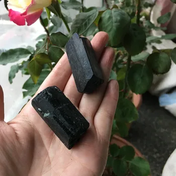 2stk Naturlig Sort Turmalin Crystal Rå Sten Rock Mineralske Prøve natursten 90-100g