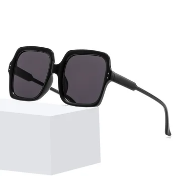 Square Solbriller Kvinder 2020 Kørsel Rejser Luksus Brand Designer Damer Sol briller Engros til UV400 Beskyttelse 3378