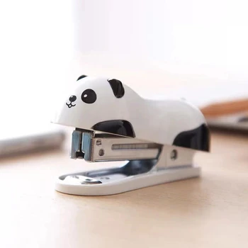 1 Stk Mini Panda Hæftemaskine Sæt Tegnefilm Kontor Skole Leverer Kontorartikler, Papir Klip Bindende Bindemiddel Bog Kommer med 1000pcs hæfteklammer