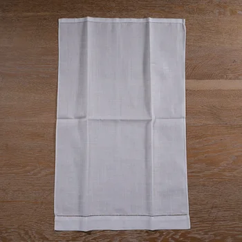 TL006 : 2 stykker Hvidt Ramie Drawnwork Stigen Hulsøm håndklæde