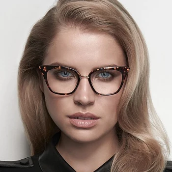 DRESSUUP 2017 Nye Cat Eye Solbriller Kvinder Brand Designer Vintage M-søm Briller Mode solbriller Oculos De Sol Feminino