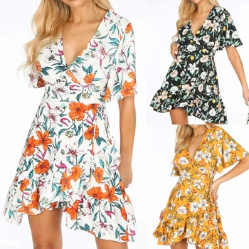 2020 nye sommer kvinders trykt plisserede stranden sexy deep V-hals mini party kjole kort-langærmet uregelmæssige sundress