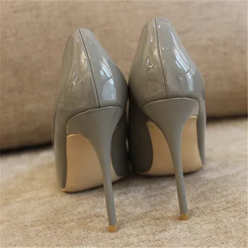Gratis forsendelse fashion kvinder Pumper Grå Patent læder sexet dame Spidse tå høje hæle sko size33-43 12cm 10cm 8cm party sko